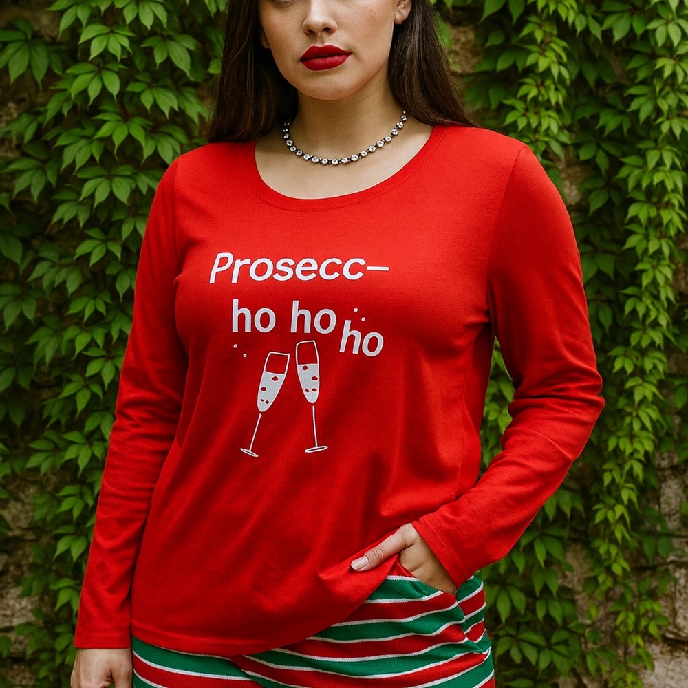 NWOT KAREN NEUBURGER Red and Green Get Lit Holiday Pajama Set, L